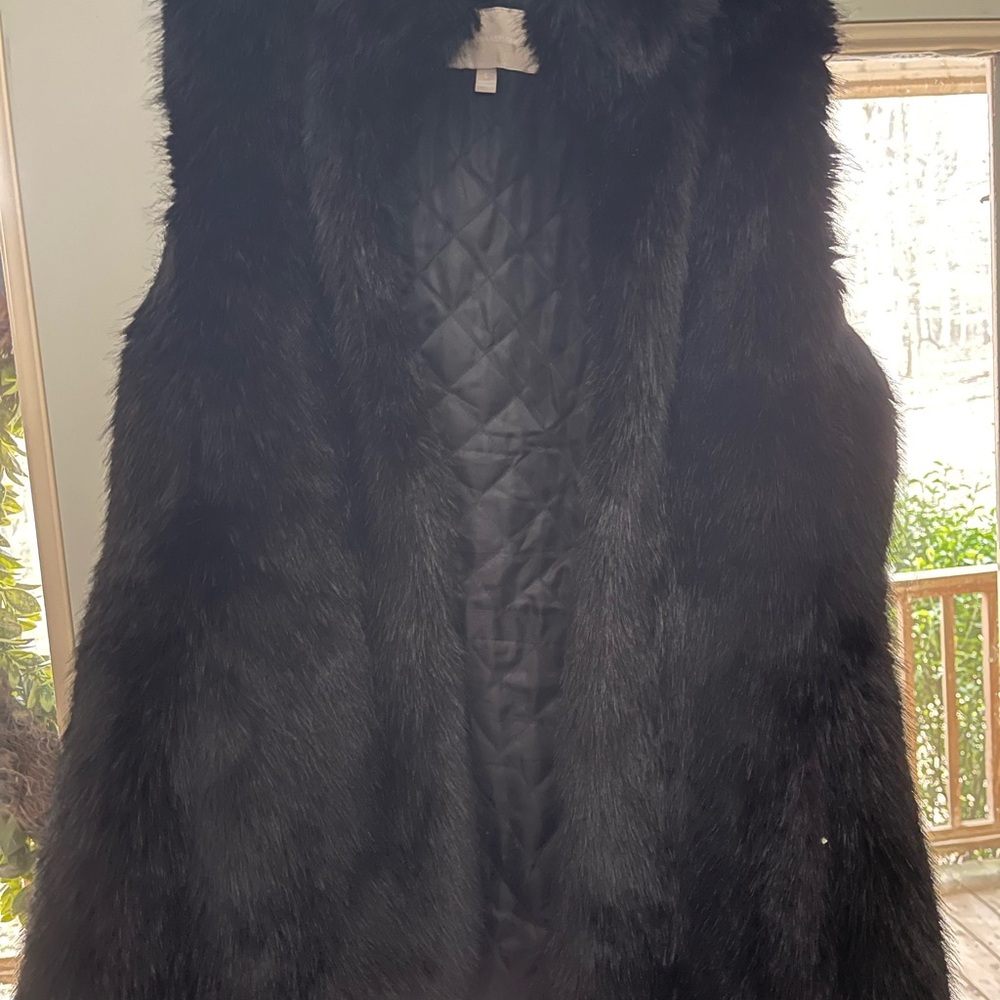 Banana Republic black faux fur vest size L